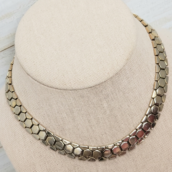 Crown Trifari Gold Jaquard Thick Classy Chocker Necklace Chain - Picture 3 of 8